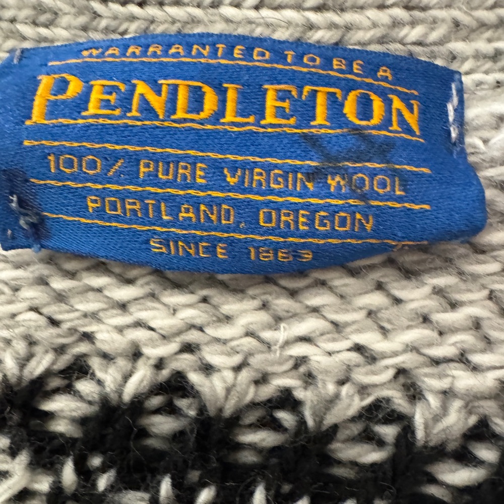 Pendleton Black and Gray Men's Cardigan Shawl Collar Sweater. 100% Wool. - Picture 3 of 3
